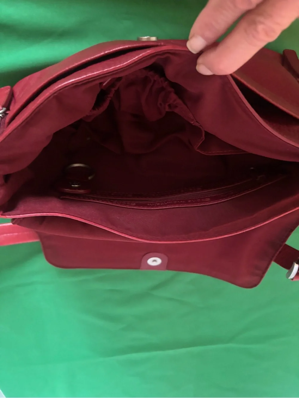 Stone Mountain Accessories Wine Red Leather Hobo Shoulder Bag